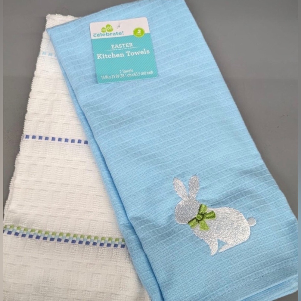NEW Easter kitchen towels set of 2